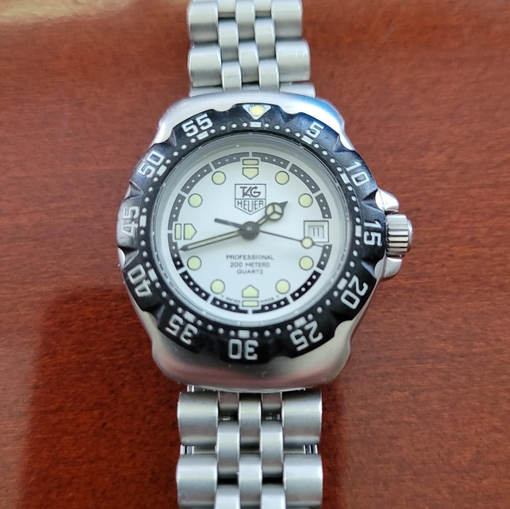 Ladies Tag Heuer Formula Watch Model WA1419